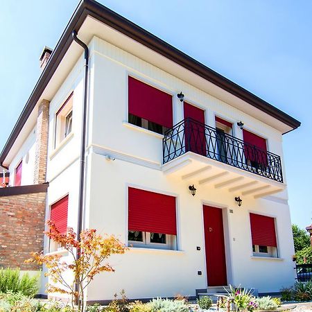 B&B La Porta Rossa Ноале Екстер'єр фото